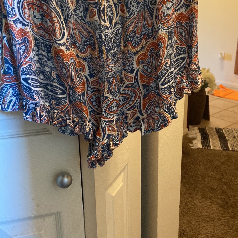 Romper - Picture 2 of 3